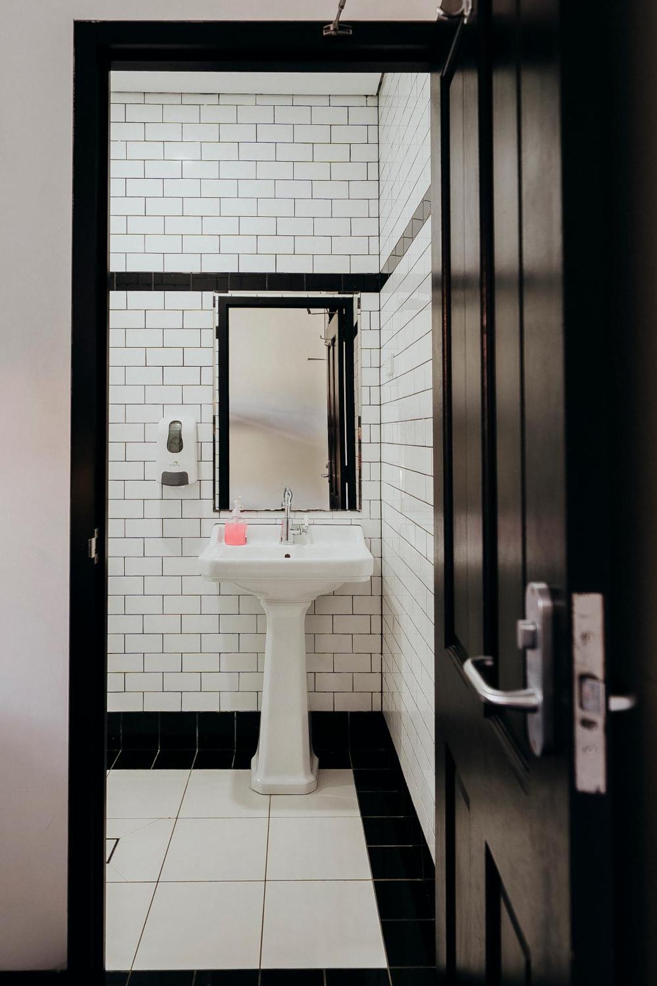 Twin Room Bathroom